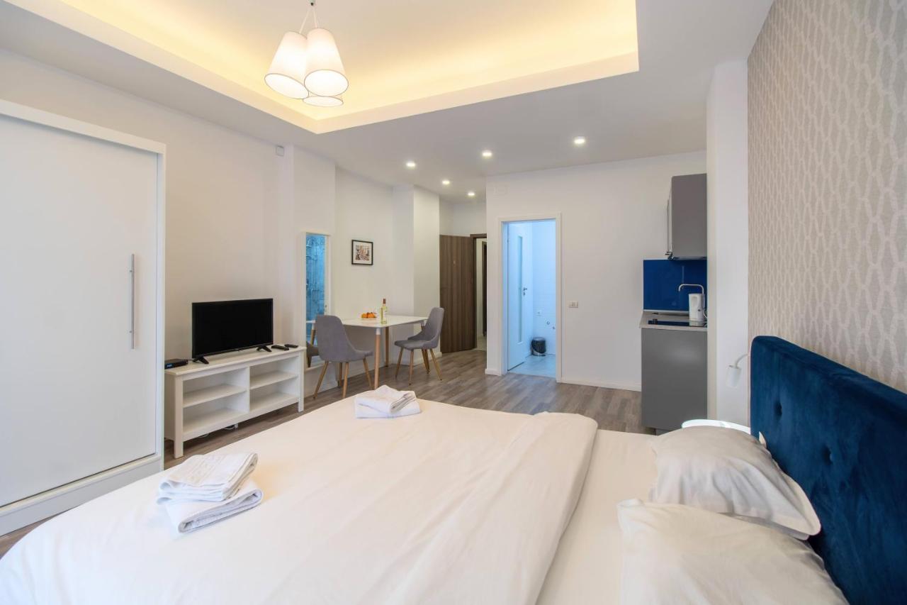 City Center Premium Apartments 2 Bucharest Exterior photo